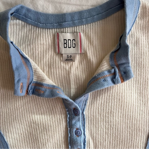 Urban Outfitters henly top - Picture 4 of 5